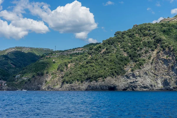 Europa Italien Cinque Terre Monterosso Ein Großes Gewässer Mit Einem — Stockfoto