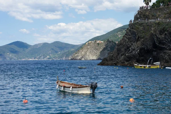 Manarola Cinque Terre Italien Juni 2018 Boote Der Nähe Der — Stockfoto