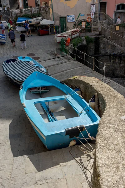 Riomaggiore Cinque Terre Italien Juni 2018 Båt Vid Viken Riomaggiore — Stockfoto