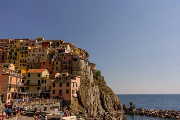 Manarola Cinque Terre Italy June 2018 Manarola Cinque Terre Italyの街並み — ストック写真