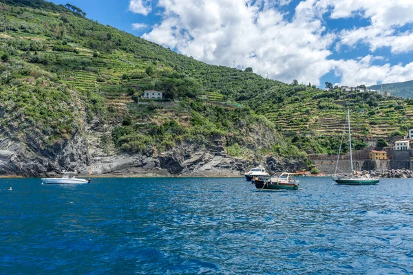 Monterosso Cinque Terre Italie Juin 2018 Bateaux Amarrés Près Rivage — Photo