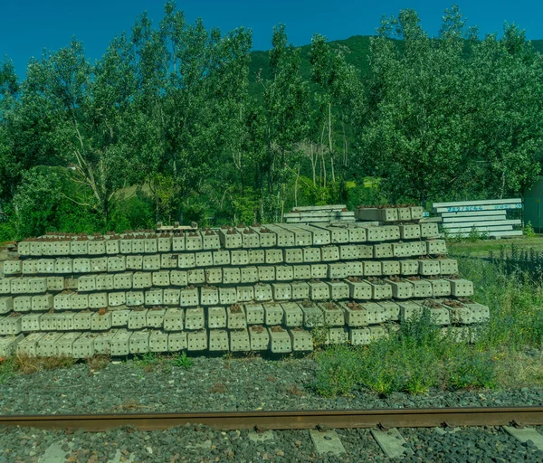 Italien Holzhaufen Wegesrand Italienischen Stadtrand — Stockfoto