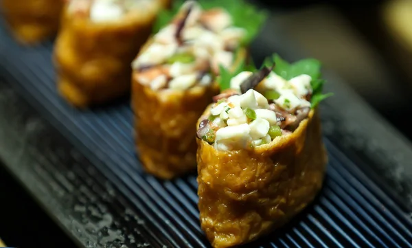 Asya gıda masaya servis Çin ve Vietnam mutfağı seti