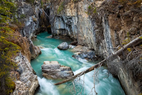 Φαράγγι μάρμαρο στο Kootenay εθνικό πάρκο, Βρετανική Κολούμπια — Φωτογραφία Αρχείου