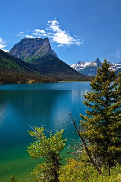 Lago Santa María en el Parque Nacional Glaciar, Montana — Foto de Stock