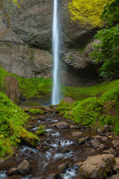 Chutes Latourell dans la gorge du fleuve Columbia, Oregon — Photo