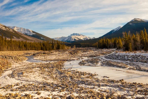 Fisher Peak, uma montanha em Kananaskis nas Montanhas Rochosas Canadenses, Alberta — Fotografia de Stock