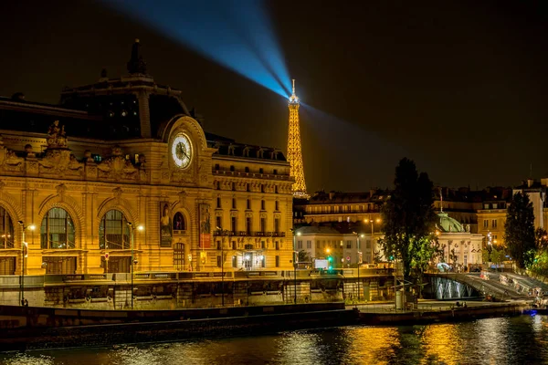 Musée dorsay v Paříži v noci — Stock fotografie