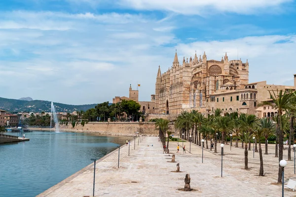 La Seu, la Catedral de Palma de Mallorca - Islas Baleares, España — Foto de Stock