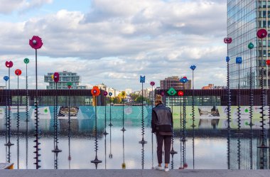 Havza Takis yılında Paris La Defense - Paris, Fransa