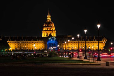 Geceleyin Kordon des Invalides - Paris, Fransa