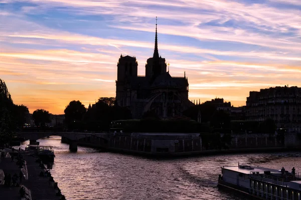 Sunset on Notre Dame de Paris - Paris, France — стокове фото