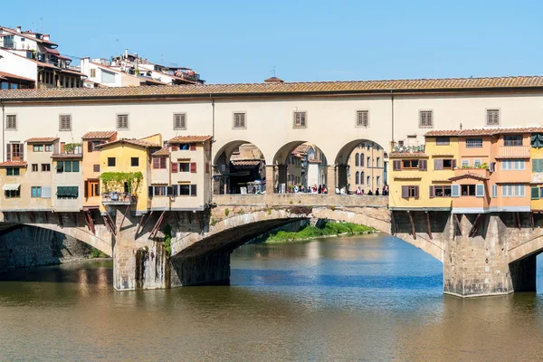 Ponte Vecchio closeup eski nehir Arno - Floransa köprüden,