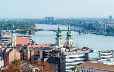 St. Anne's kilise ve Margaret Köprüsü Budapeşte - Macaristan