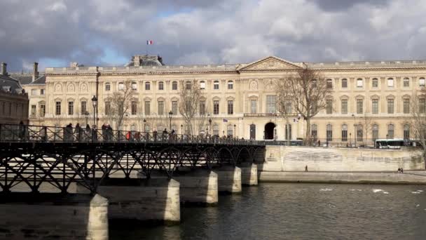 People walking on Pont des Arts - Paris, France — Stock Video