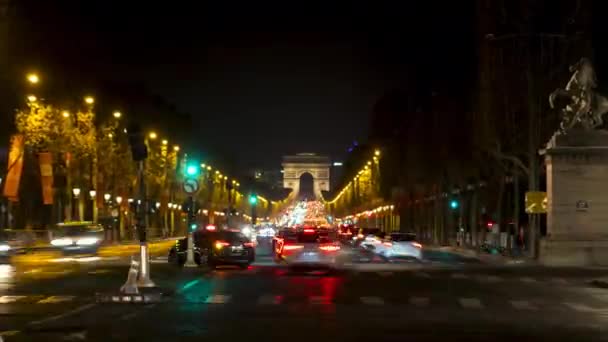 Timelapse - natt trafik på Champs-Elysees - Paris, Frankrike — Stockvideo