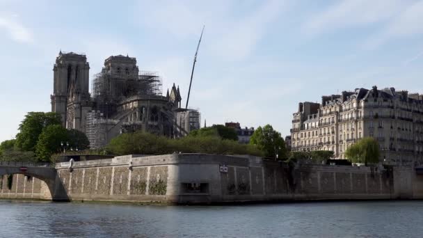 Notre Dame de Paris em 17 de abril de 2019: Depois do incêndio — Vídeo de Stock