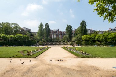 Paris'te Square Saint Lambert