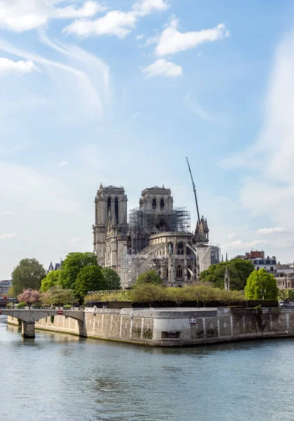 Notre Dame de Paris on April 17, 2019: Reinforcement work after — Stock Photo, Image