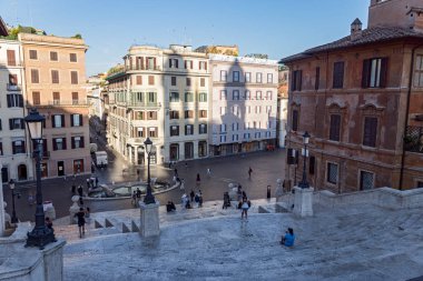 İspanyol Merdivenleri ve Piazza di Spagna üzerinde gün doğumu - Roma, İtalya