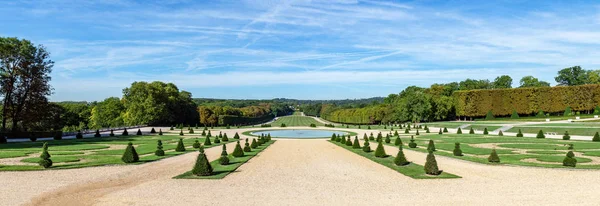 Plaine des 4 statues au Parc de Sceaux Hauts-de-Seine, France — Photo