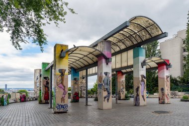 Parc de Belleville 'deki duvar resimleri - Paris, Fransa
