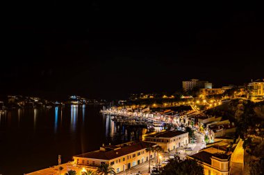Geceleri Mahon Limanı - Menorca, Balear Adaları, İspanya