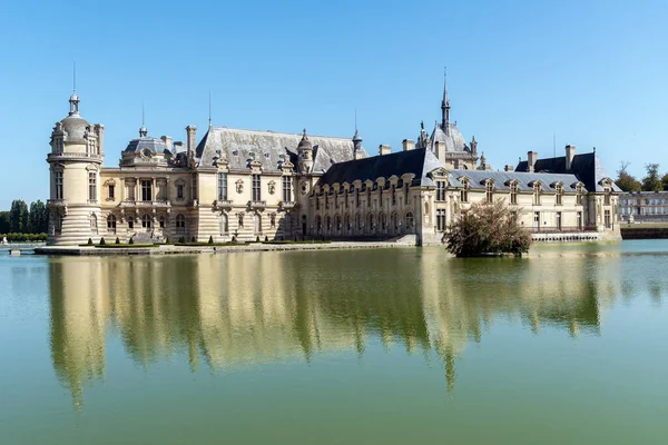 Chantilly France September 2020 Chateau Chantilly Reflection Lake France — Stock Photo, Image