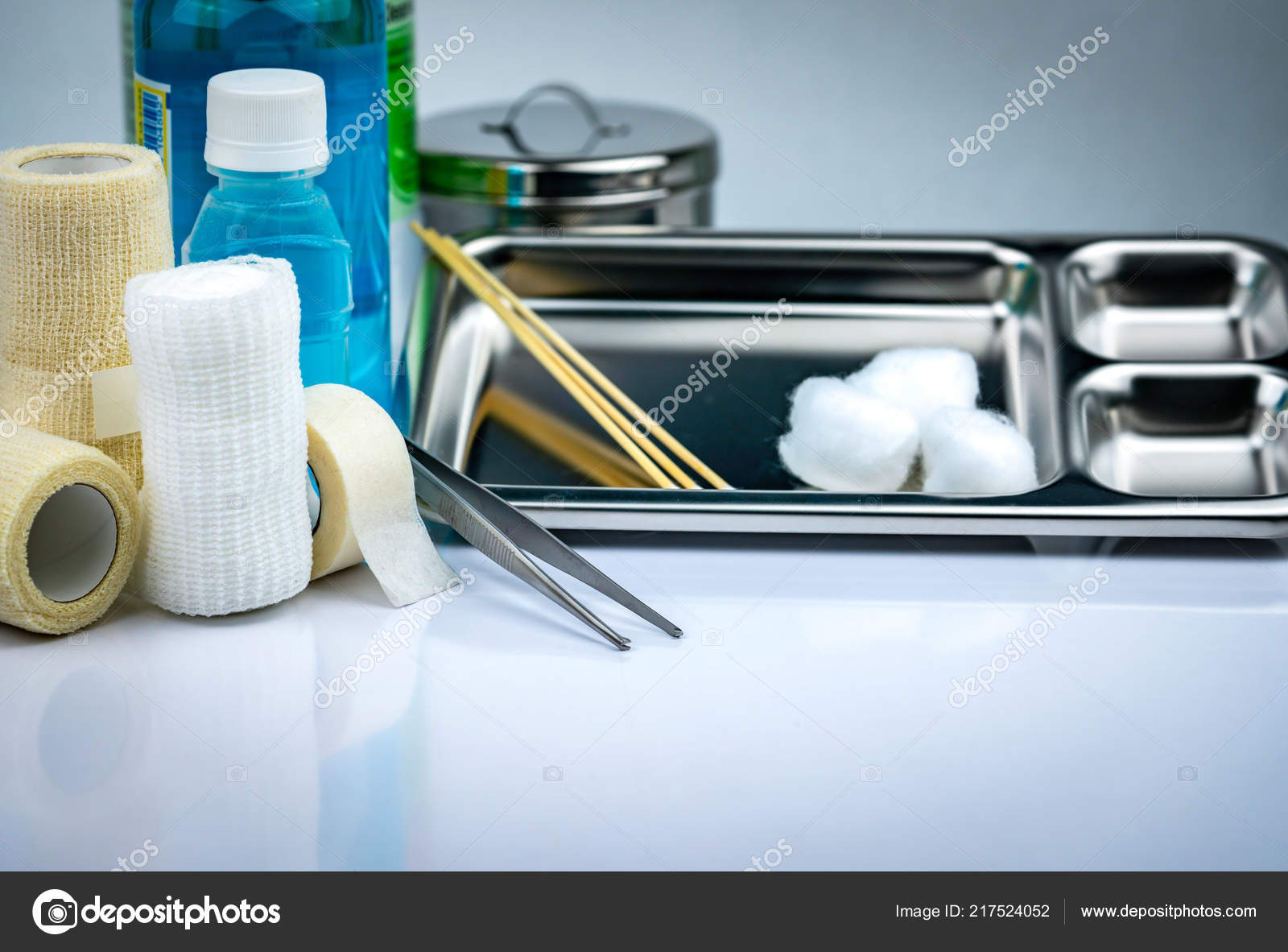 Wound Care Dressing Set Stainless Steel Plate Forceps Iodine Cup Stock