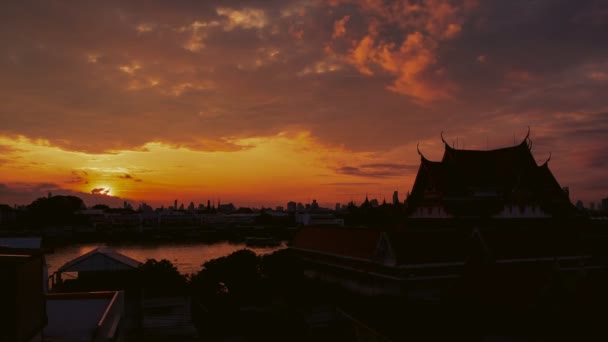 Zeitraffer Des Sonnenaufgangs Über Bangkok Stadt Und Fluss Stadtbild Zeitraffer — Stockvideo