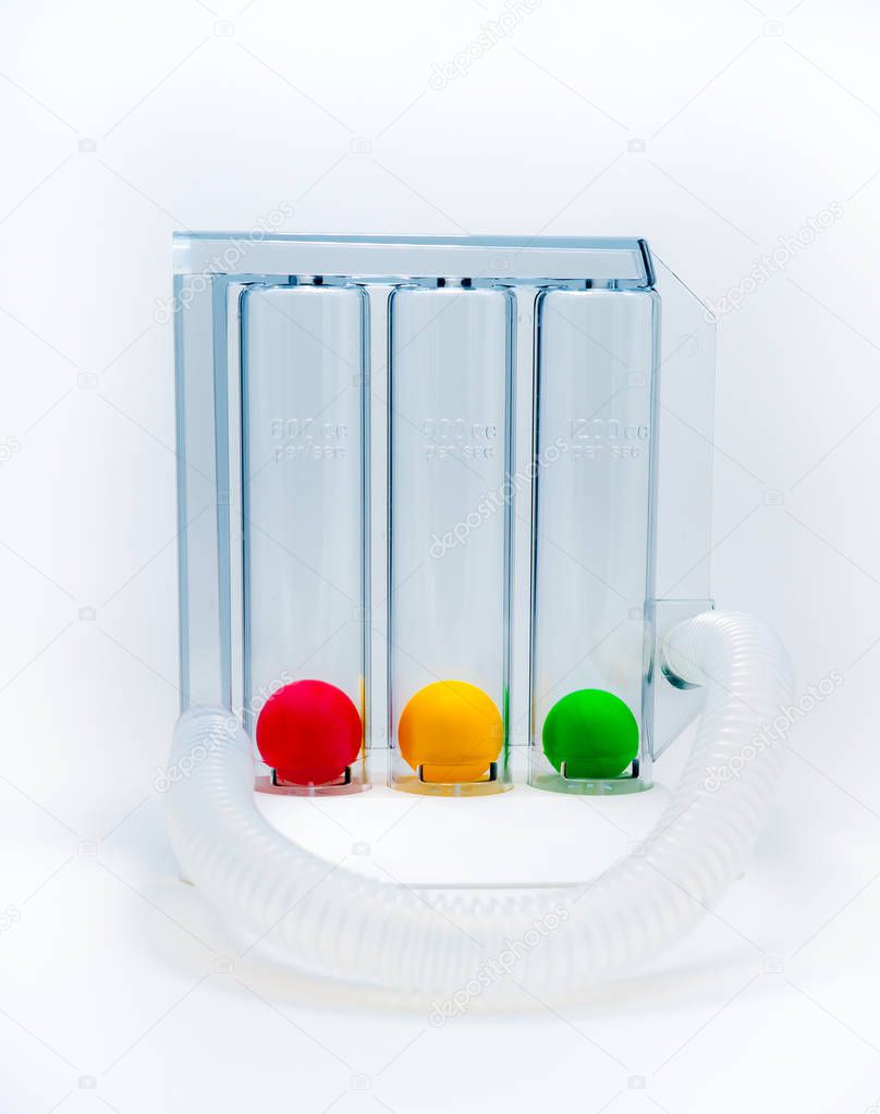 Device for exercising respiration through deep inspiration triple chamber. Medical equipment for respiratory therapy after surgery. Deep Breathing lung exerciser. Breath Measurement. 3 color balls.