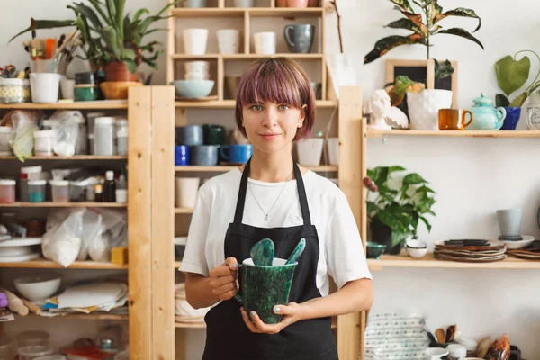 Pretty Girl Colorful Hair Black Apron White Shirt Holding Handmade — Stock Photo, Image