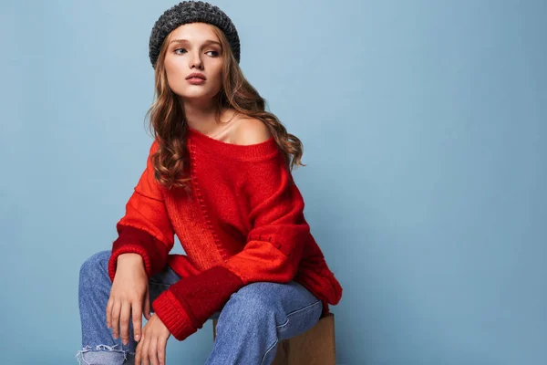 Young Attractive Woman Wavy Hair Hat Red Sweater Dreamily Looking — Stock Photo, Image