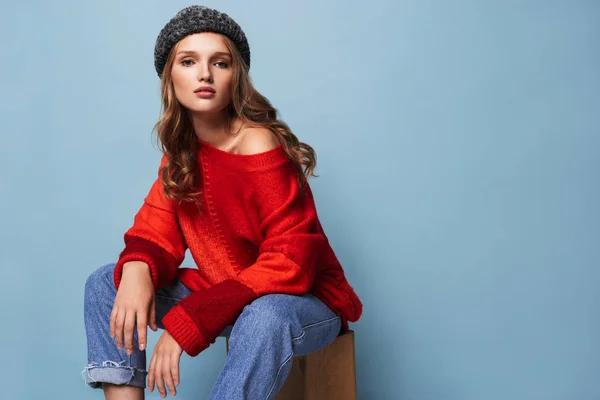 Young Attractive Woman Wavy Hair Hat Red Sweater Thoughtfully Looking — Stock Photo, Image