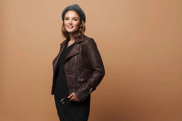 Young Pretty Smiling Woman Hat Leather Jacket Black Dress Dreamily — Stock Photo, Image