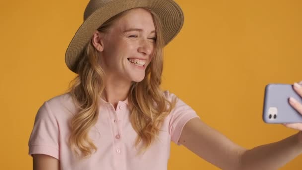 Pretty Stylish Blond Girl Hat Showing Thumb Gesture Recording Video — Stock Video