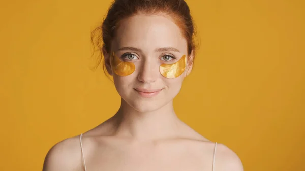 Beautiful Smiling Girl Gold Eye Patches Intently Looking Camera Colorful — Stock Photo, Image