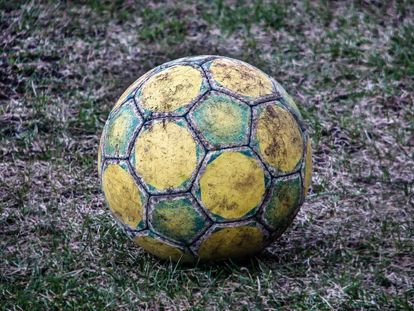 Футбольный Мяч Лужайке — стоковое фото