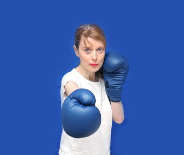 Mavi boksör içinde