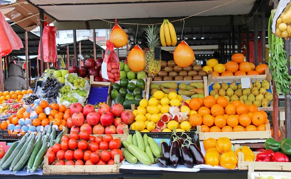 Fresh food market stall — Stock Photo, Image