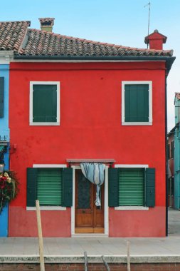 Retro kırmızı ev