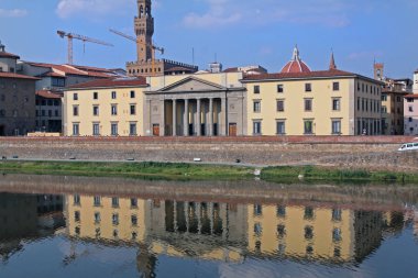 Palazzo Vecchio on Arno River