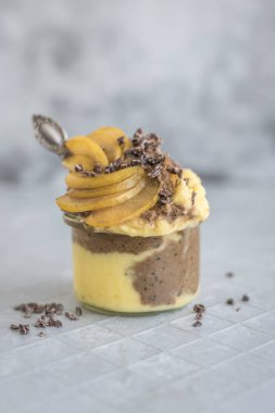 Güzel Mango Çikolata kremalı puding