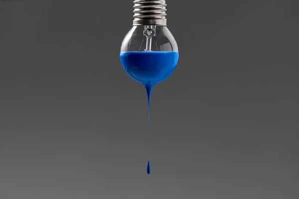 Izzó kék festék — Stock Fotó