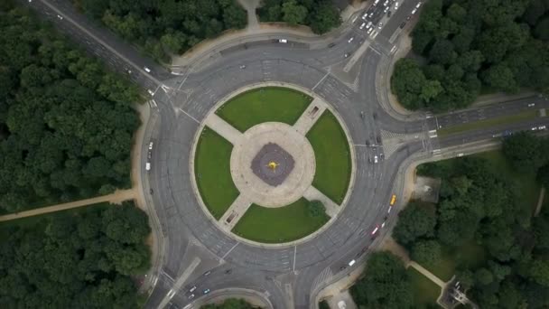 Berlin'de parlak zafer Anıtı — Stok video