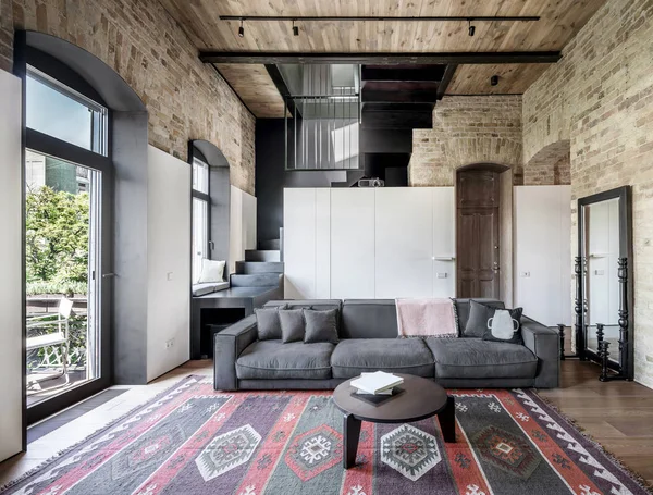 Hall en style loft — Photo