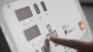 Diş fırını paneline parametrelerin girilmesi süreci