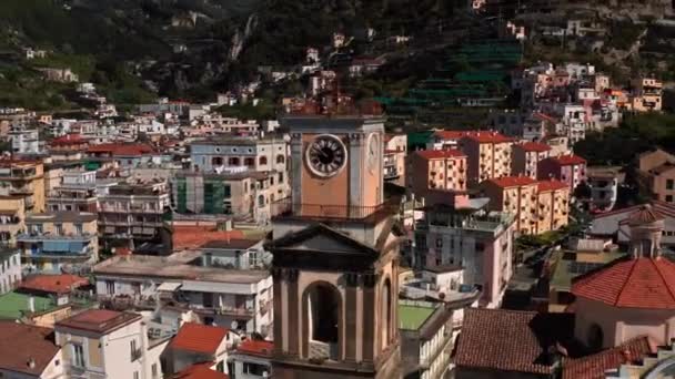 View at old town of Minori in Italy — Stock Video