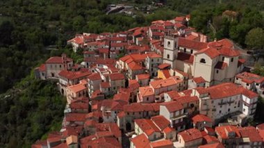 Italya 'daki Rivello 'nun eski kentinde görünüm