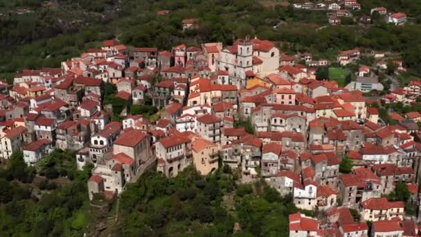 Vy över gamla stan i Rivello i Italien — Stockvideo